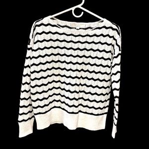 Ann Taylor Loft Black and White Sweater Size S